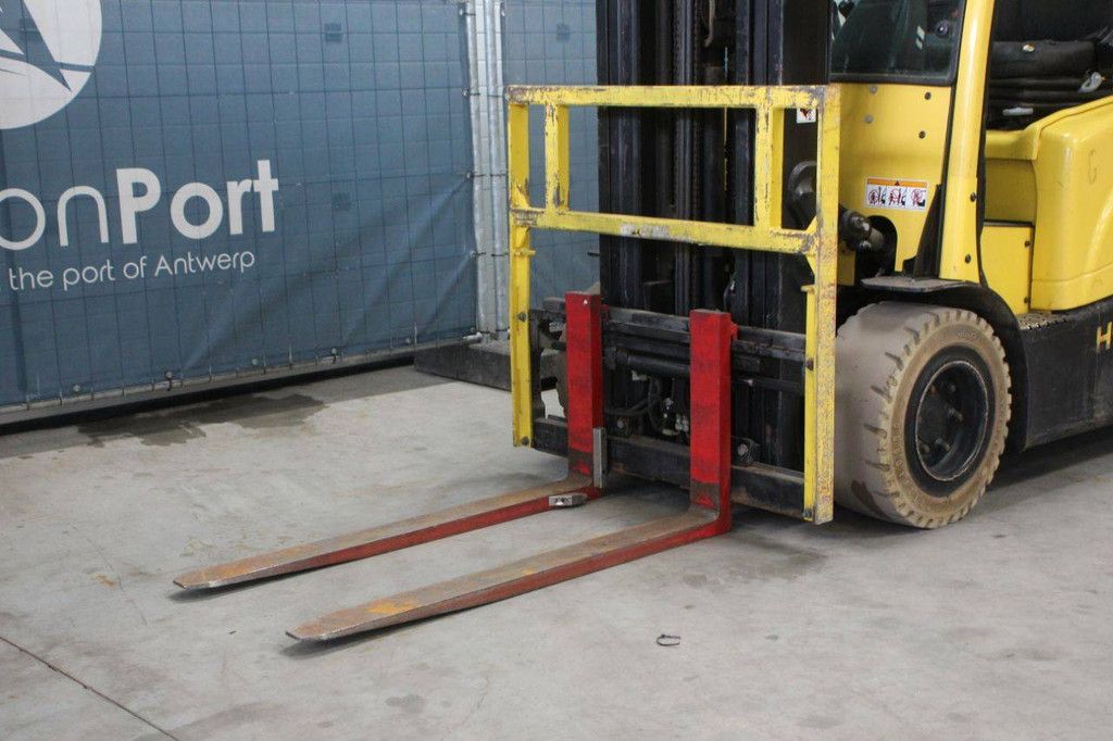 Hyster J2.5XN Electric Forklift 2360kg 4.95m 2017