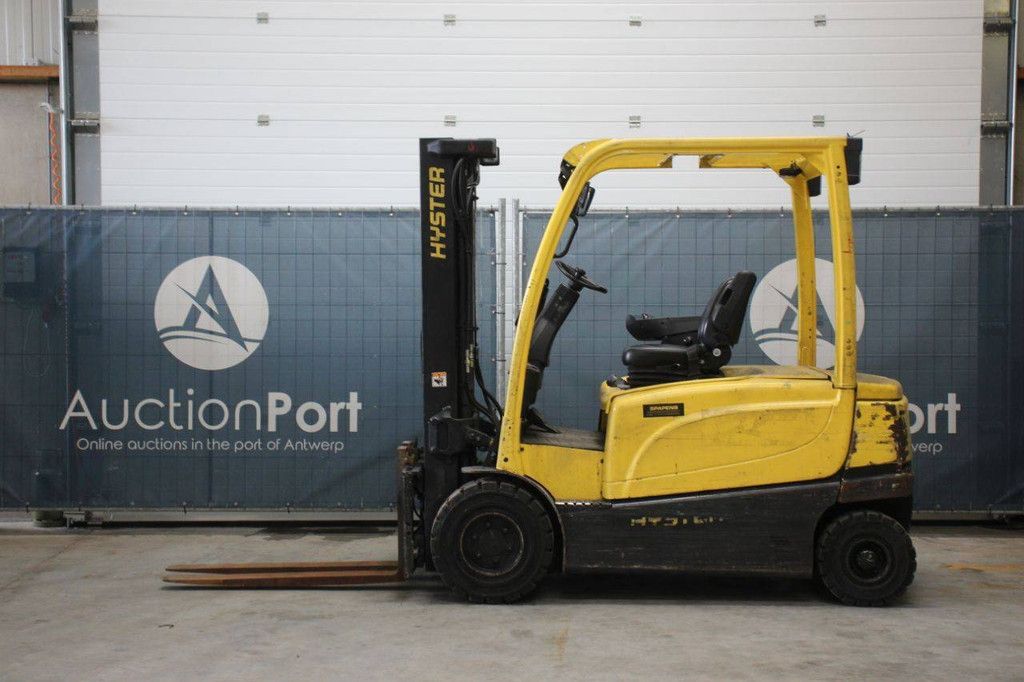Hyster J3.0XN Electric Forklift 2250kg 3.21m 2018