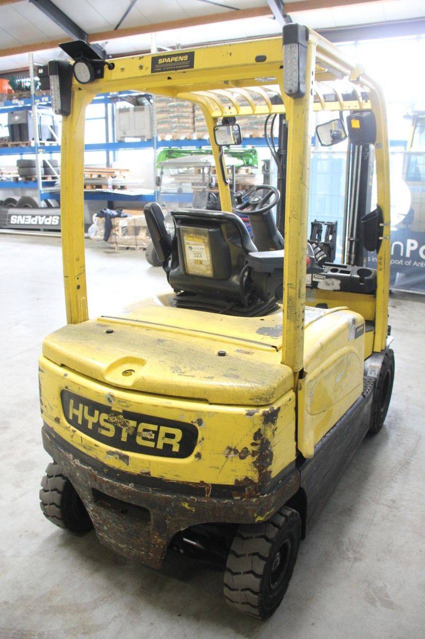 Hyster J3.0XN Electric Forklift 2250kg 3.21m 2018