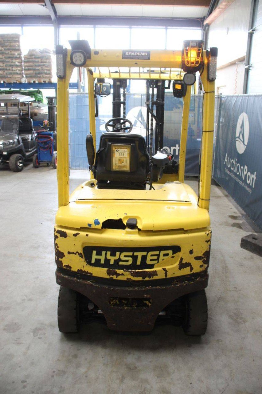 Hyster J3.0XN Elektrogabelstapler, 2210 kg, 3,21 m, Baujahr 2016