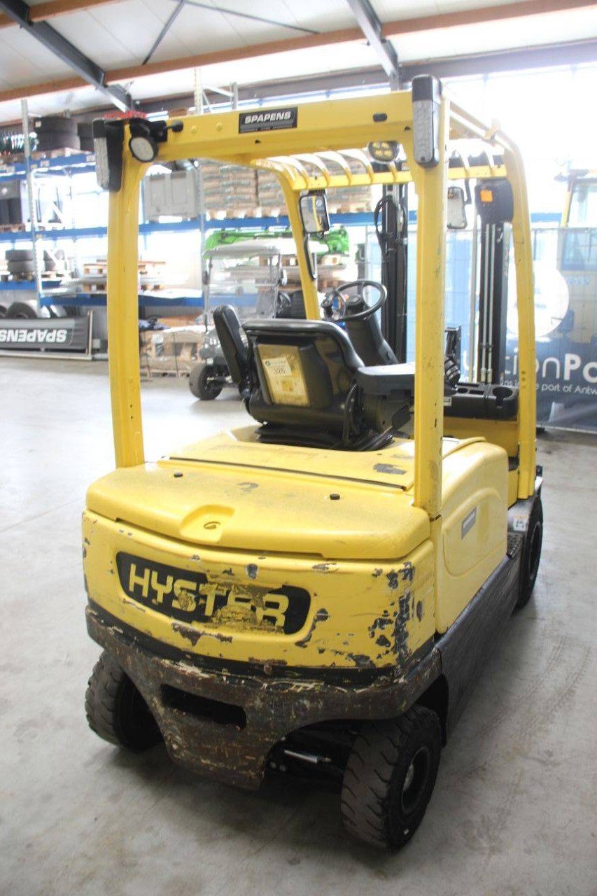 Hyster J3.0XN Elektrogabelstapler, 2250 kg, 3,21 m, Baujahr 2018