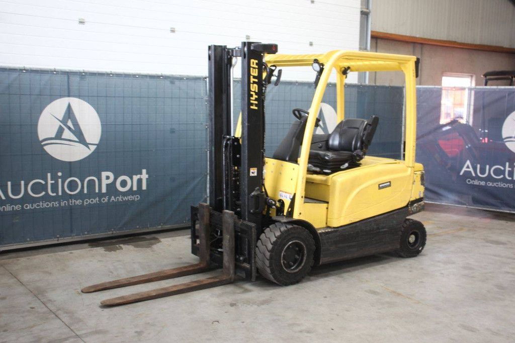 Hyster J3.0XN Elektrogabelstapler, 2250 kg, 3,21 m, Baujahr 2018