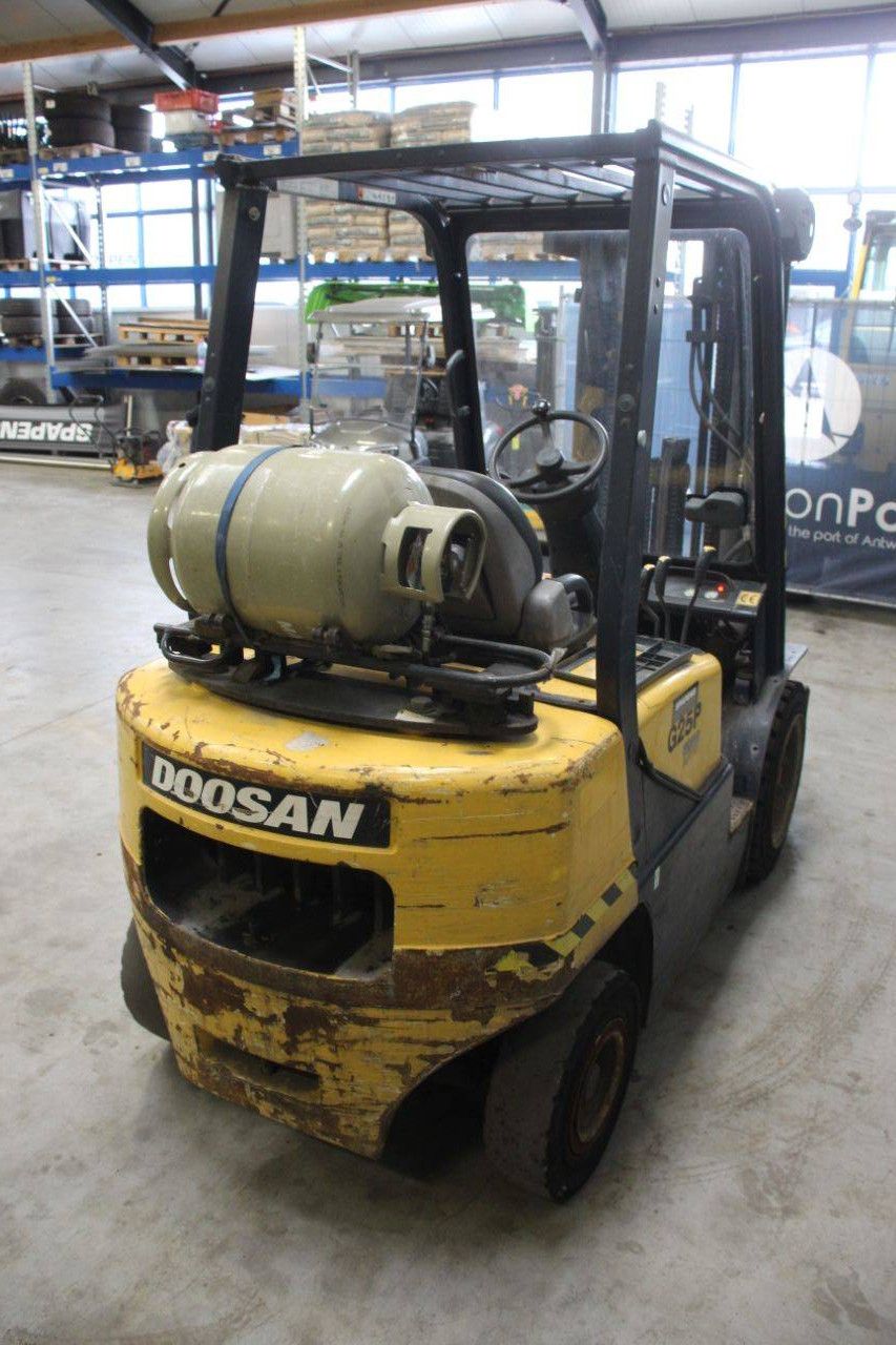 Doosan G25P-3+ LPG Forklift 2500kg 4.73m 2007