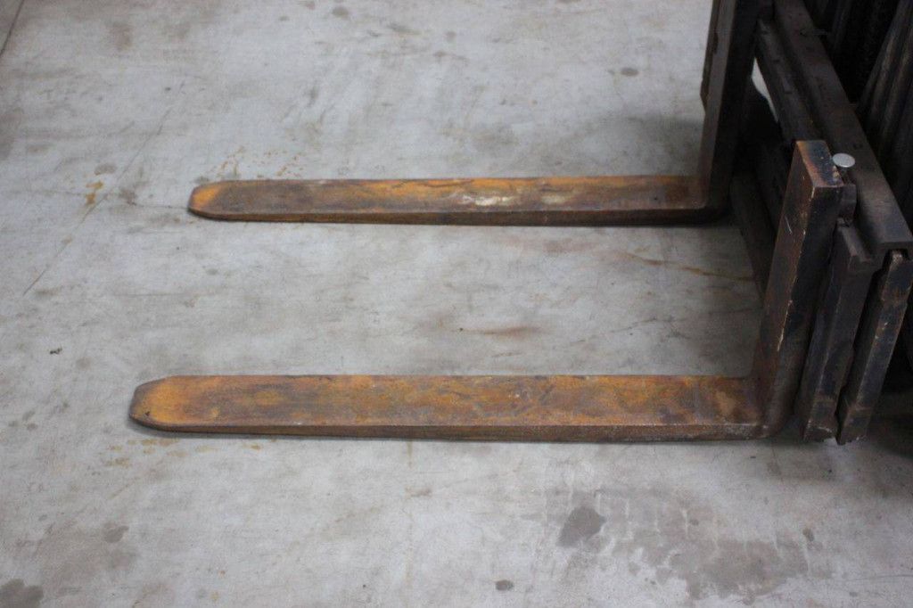 Doosan G25P-3+ LPG Forklift 2500kg 4.73m 2007