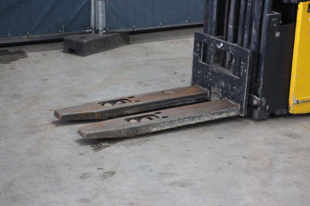 Komatsu MWS14A 1R Elektrostapler 2000 kg 4,25 m 2009