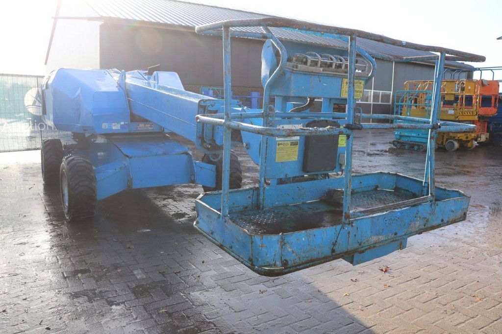 Telescopic aerial work platform Aichi SP12C Diesel 2009