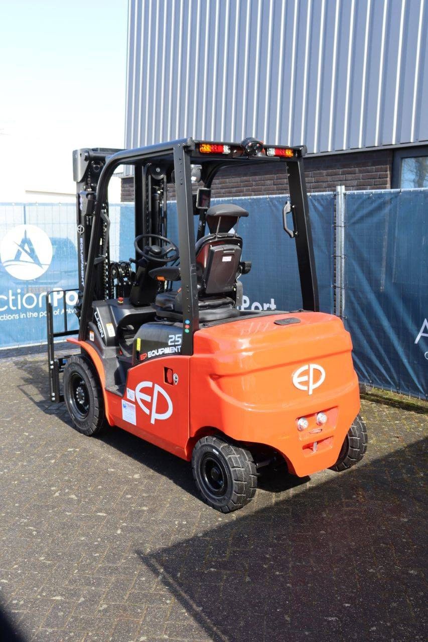 Gabelstapler EP Equipment EFL253 Elektro 2500 kg 4,8 m 2025 Neu