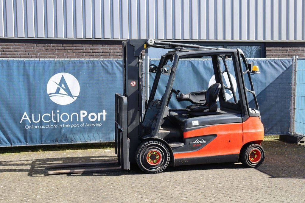 Linde E30L-01 Elektrogabelstapler 3000kg 2012