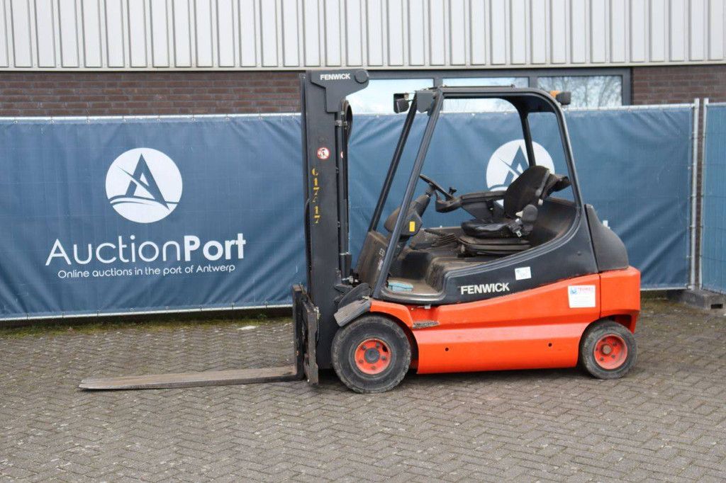 Forklift Fenwick-Linde E30/03 Electric 3000kg 7.0m 2009