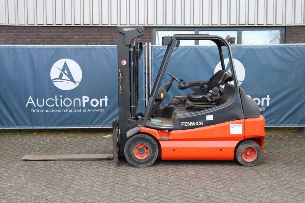 Forklift Fenwick-Linde E30/03 Electric 3000kg 7.0m 2009