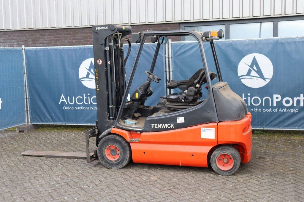 Forklift Fenwick-Linde E30/03 Electric 3000kg 7.0m 2009