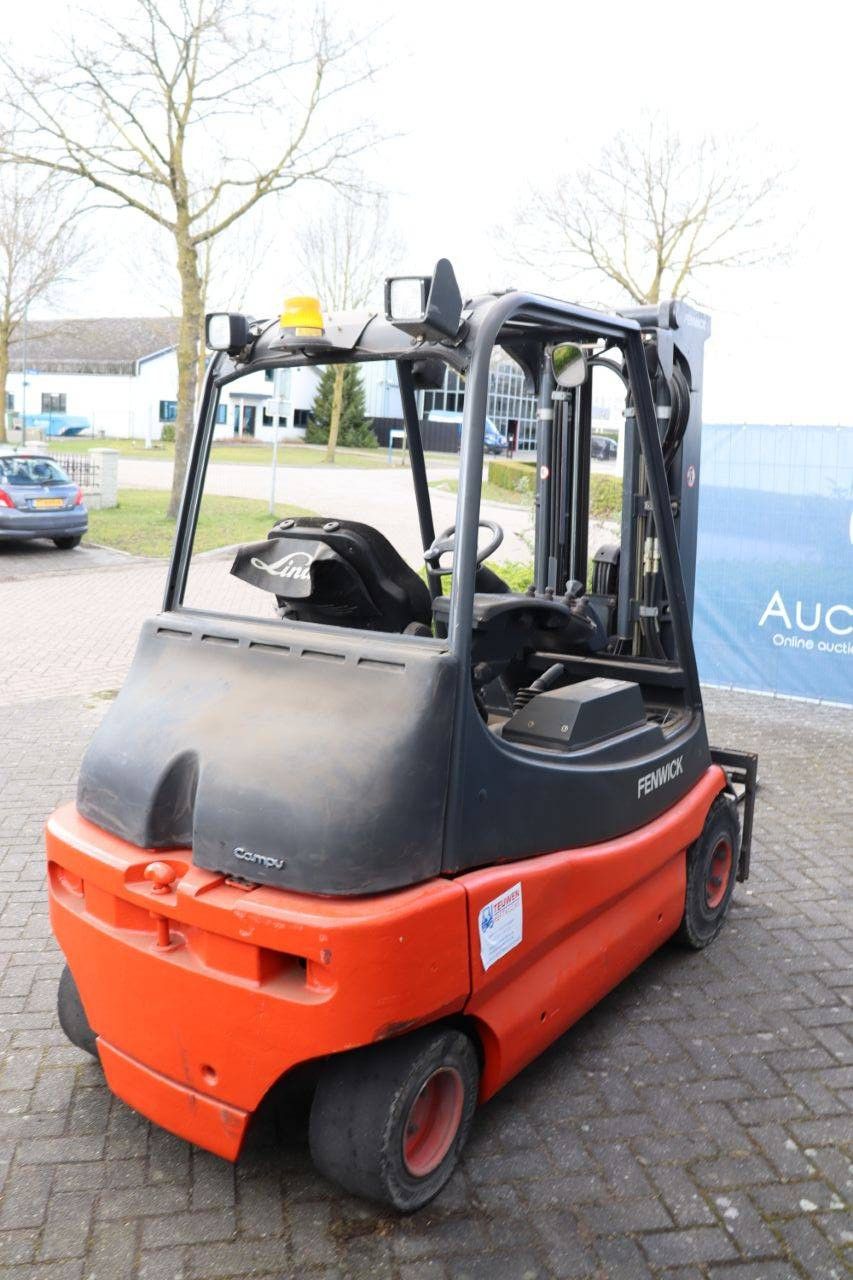 Forklift Fenwick-Linde E30/03 Electric 3000kg 7.0m 2009