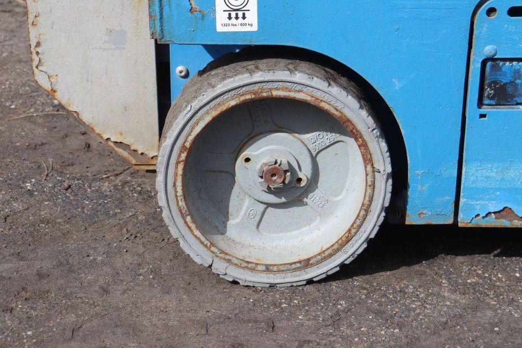 Scissor lift Genie GS-1932 Electric 7.85m 2014