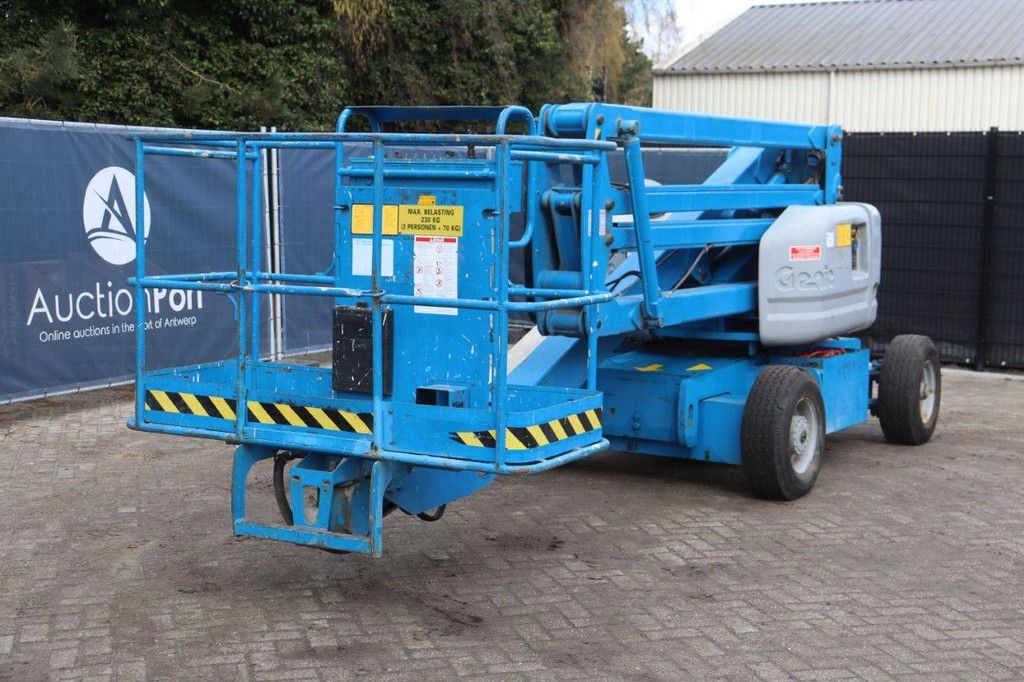 Genie Z45/25 DC Articulated Boom Lift Electric + Diesel 15.94m 2000