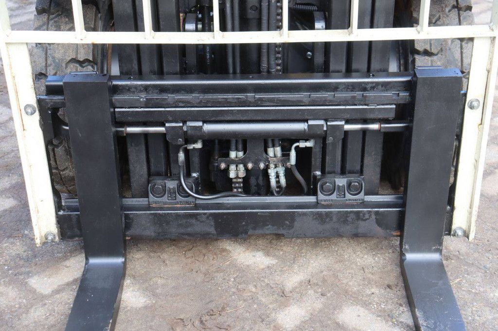 Forklift Yale 25VX Diesel 2500kg