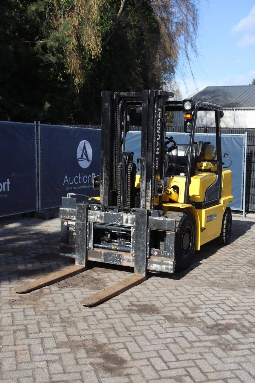 Heftruck Hyundai 45L-7A LPG 3550kg 4.4m 2013