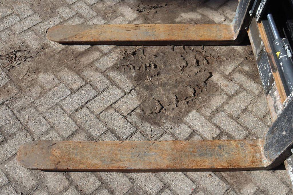 Heftruck Hyundai 45L-7A LPG 3550kg 4.4m 2013