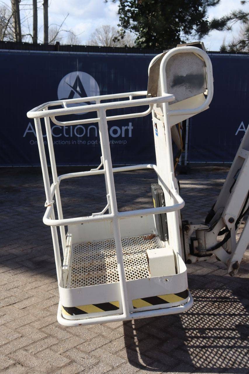 Genie Z-34/22N Electric Articulated Boom Lift 12.52m 2014