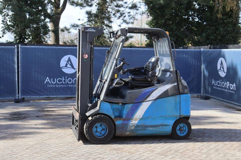 Linde E30 Electric Forklift 3000kg 2005
