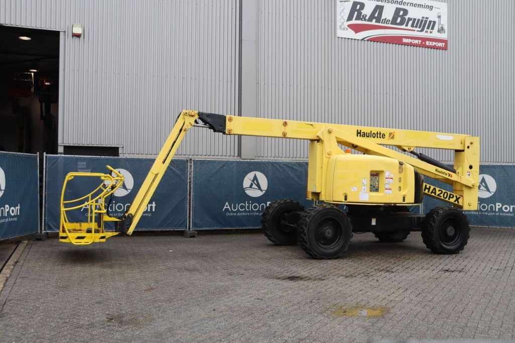 Articulated boom lift Haulotte HA20PX Diesel 20.65m 2009