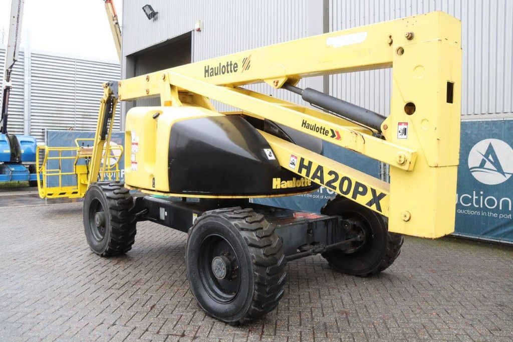 Articulated boom lift Haulotte HA20PX Diesel 20.65m 2009