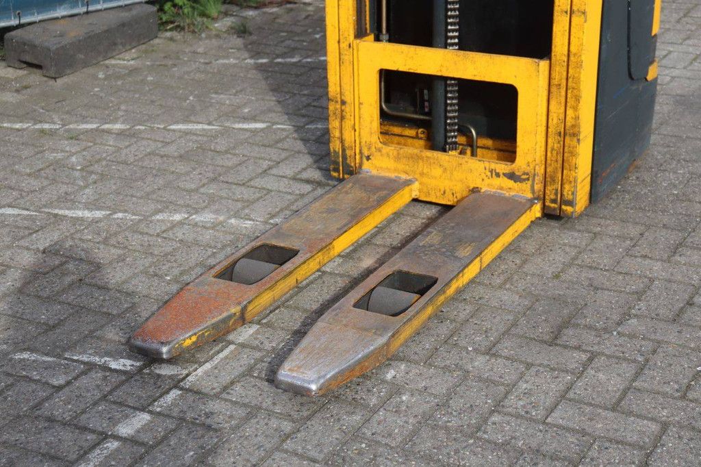 Stacker Jungheinrich EJC 12 Electric 1200kg 3.2m 2001