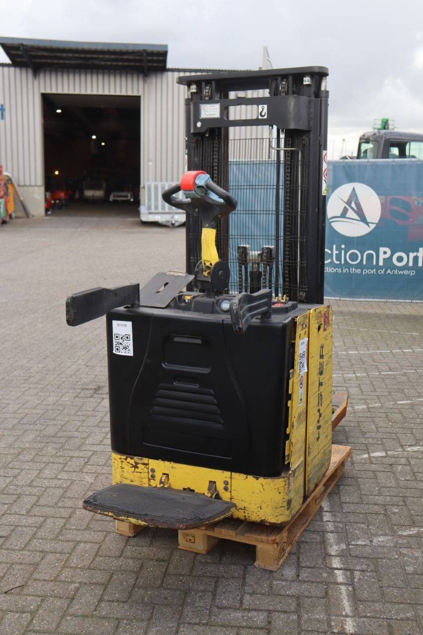 Hyster S1.5S Electric Stacker 1500kg 2010