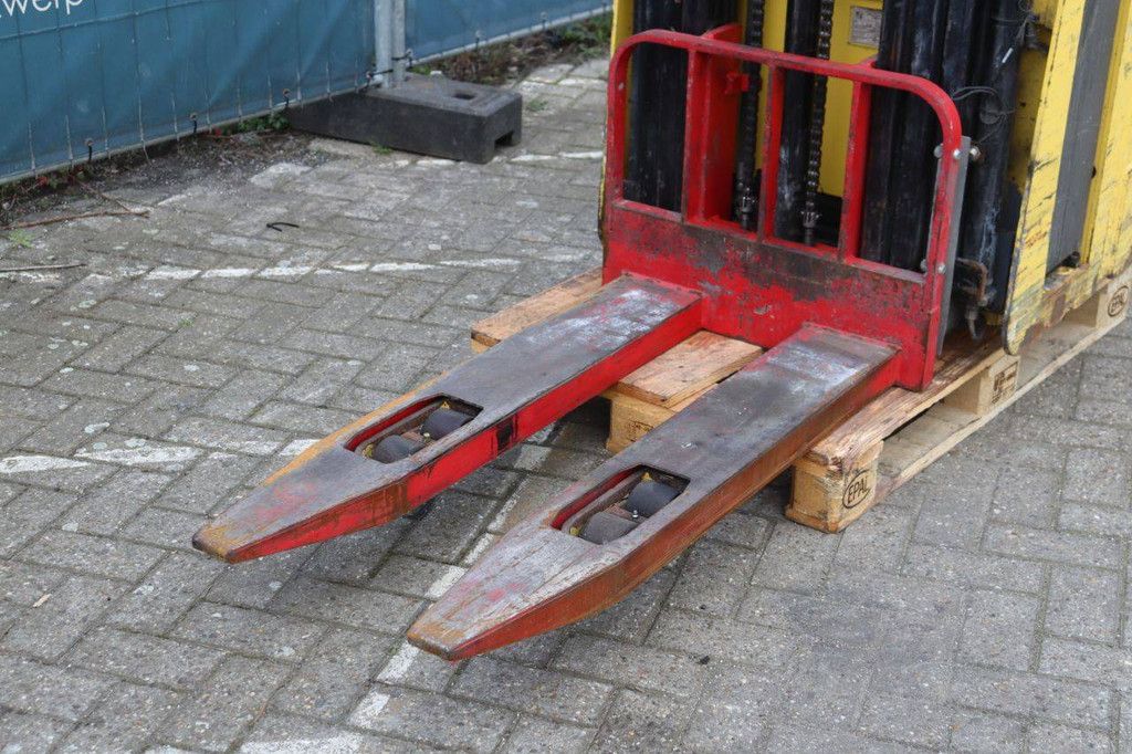 Hyster S1.5S Electric Stacker 1500kg 2010