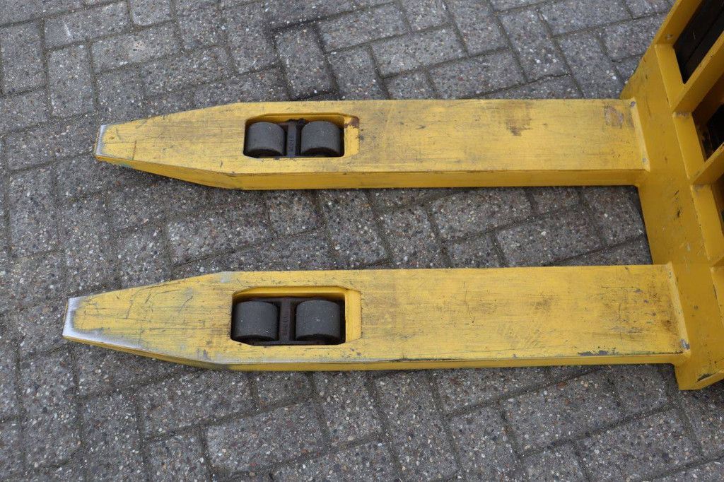 Stapelaar Yale MS12 AC Elektrisch 1200kg 3.4m 2015