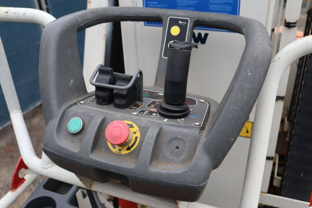 JLG TOUCAN 8E Electric Mast Lift 8.2m 2012