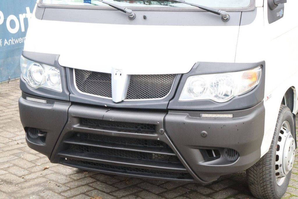 Piaggio PORTER MAXXI Benzinbetriebene, selbstfahrende Hubarbeitsbühne mit Comet-Hubarbeitsbühne