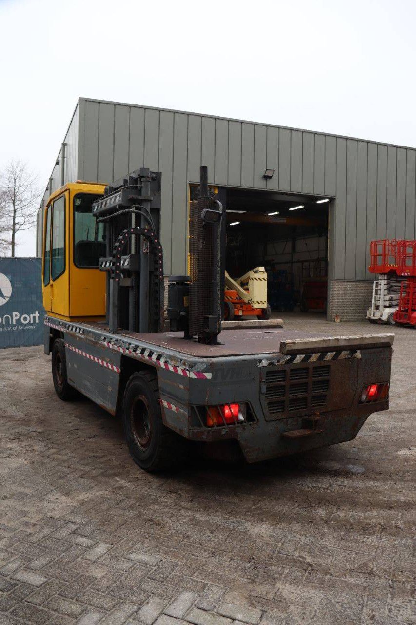 Seitenlader Baumann DX40 12 51TR Diesel 4000kg 5.1m 2000