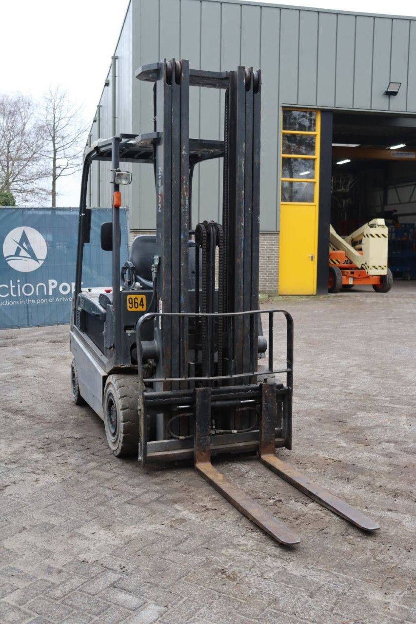 Heftruck Nissan 1Q2L25Q Elektrisch 1650kg 6.0m