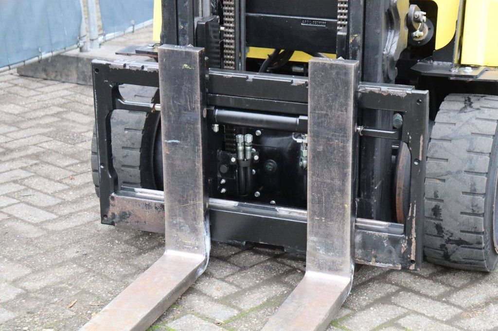Hyster E3.2XN Electric Forklift 2410kg 3.3m 2015