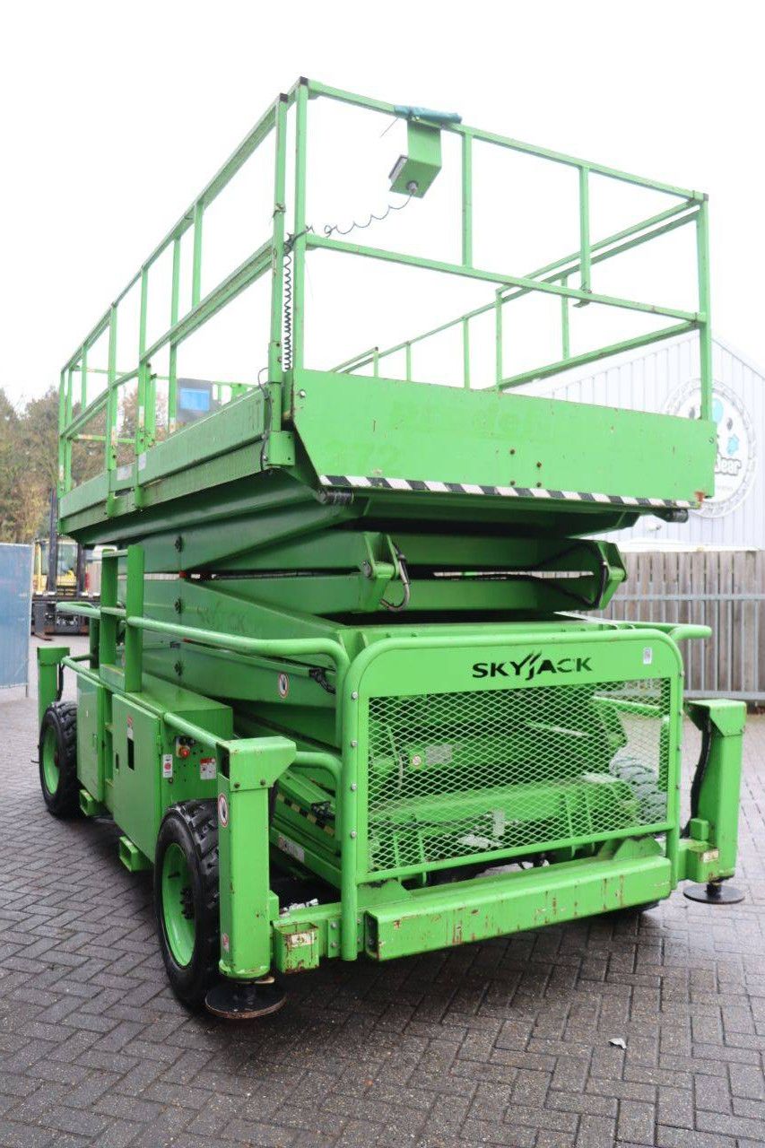 Skyjack SJ 9250 Diesel-Scherenhebebühne 11,1 m 2015