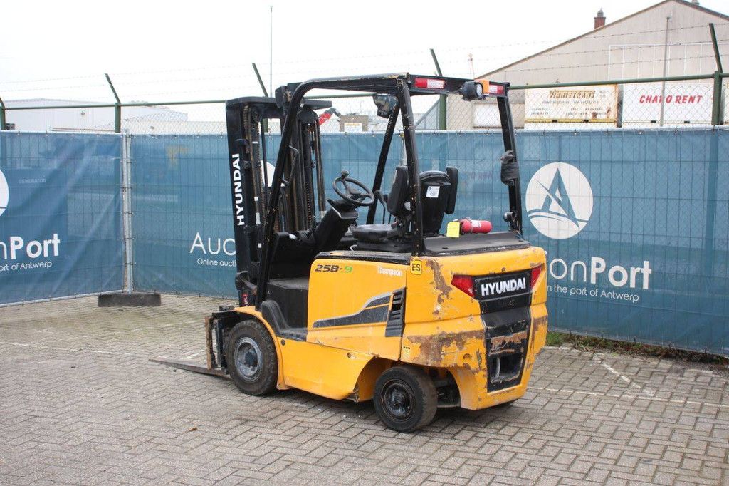 Hyundai 25B-9 Elektrogabelstapler 2150 kg