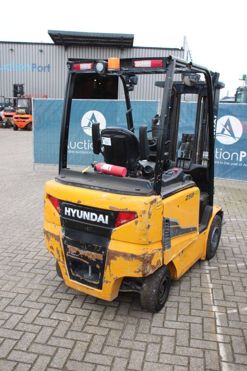 Hyundai 25B-9 Elektrogabelstapler 2150 kg