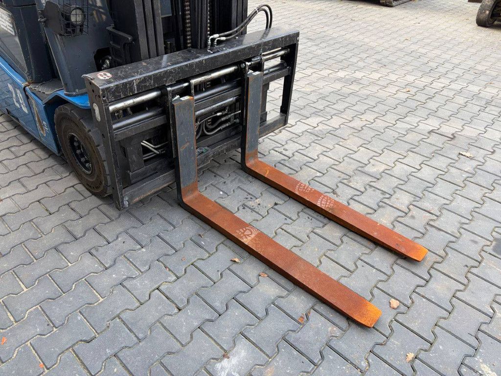 Toyota 8FBMT25 Elektrogabelstapler 2500 kg 2019