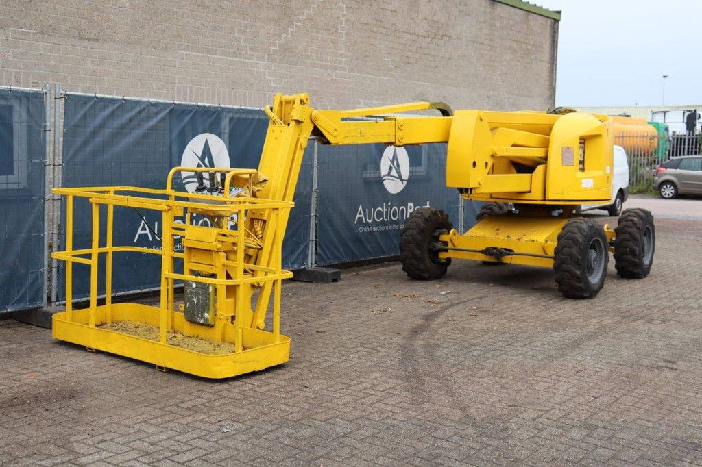 Articulated boom lift Haulotte HA16PX Diesel 16m 2000