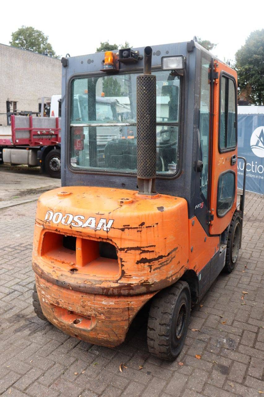 Doosan D30S-5 Diesel Forklift 3000kg 4.73m 2013