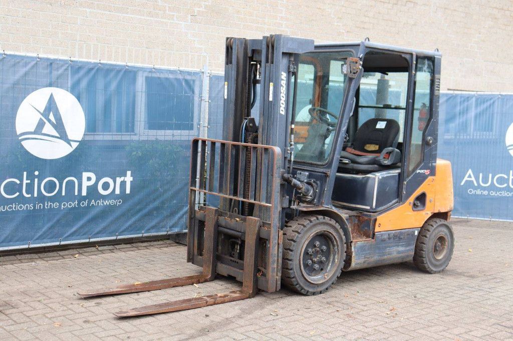 Doosan D30S-5 Diesel Forklift 3000kg 4.73m 2013