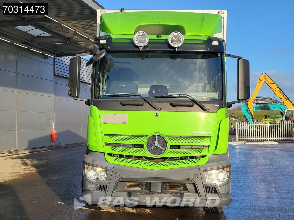 Mercedes Antos 1827 4X2 19.5tonner 2000kg Ladebordwand Automatic Xenon Euro 6