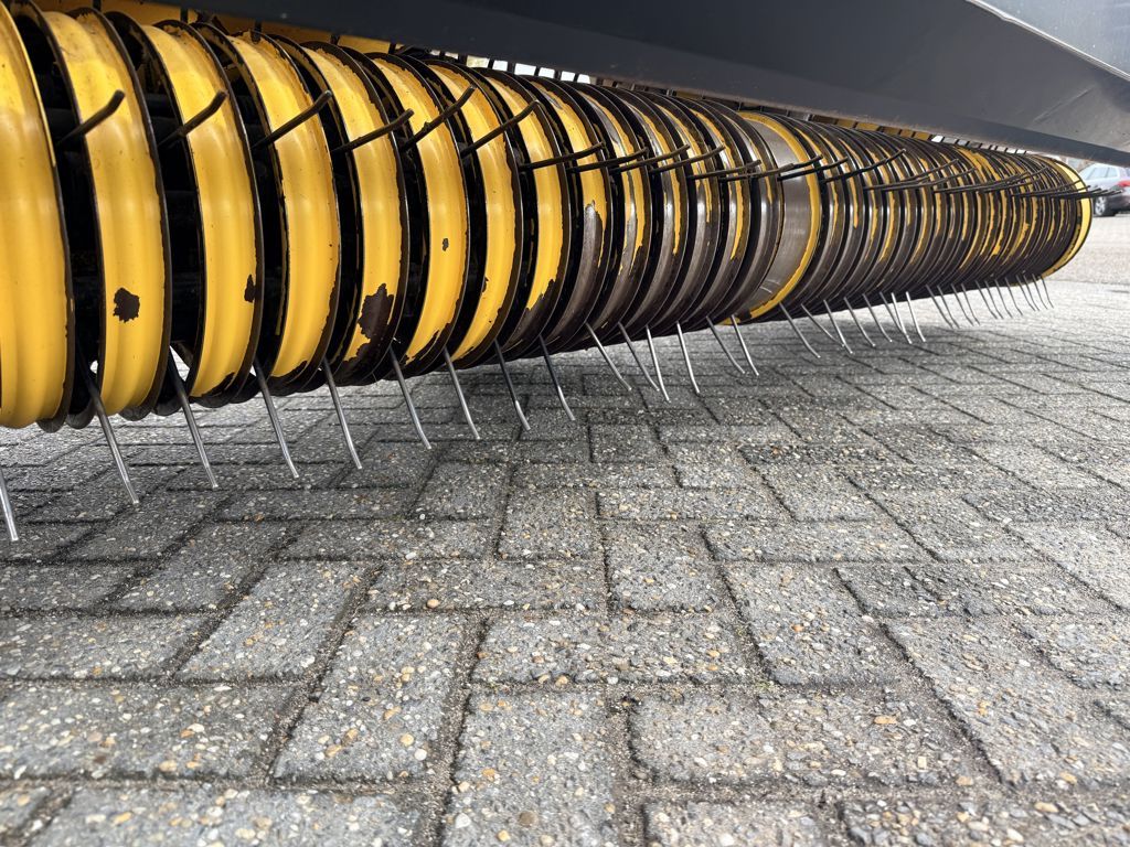 New Holland 273 Gras Pick-up