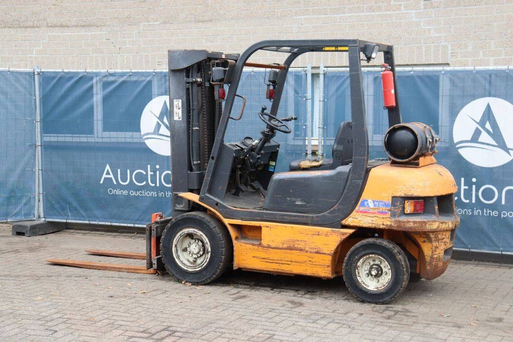 Samsung S7-VLT-30 LPG Forklift 4.8m