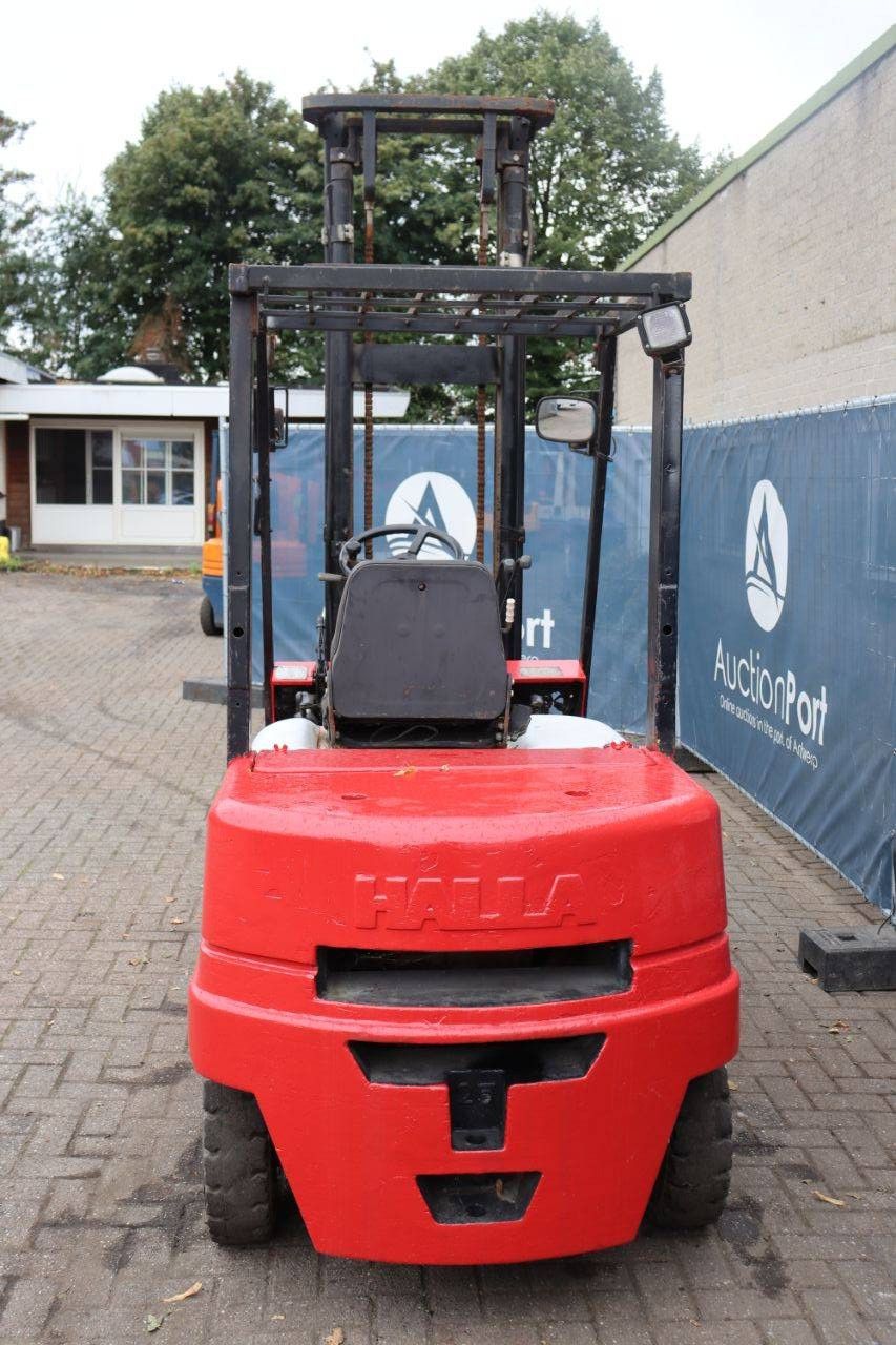 Halla HDF25 Diesel-Gabelstapler, 1900 kg, 4,5 m