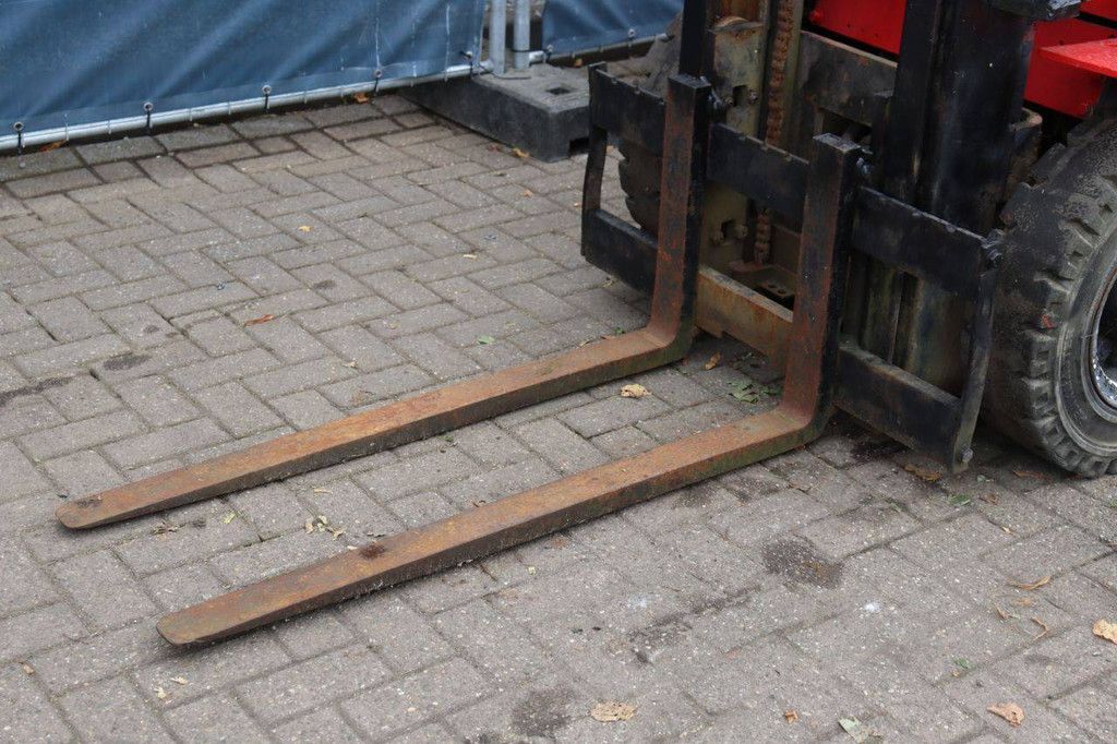 Halla HDF25 Diesel-Gabelstapler, 1900 kg, 4,5 m