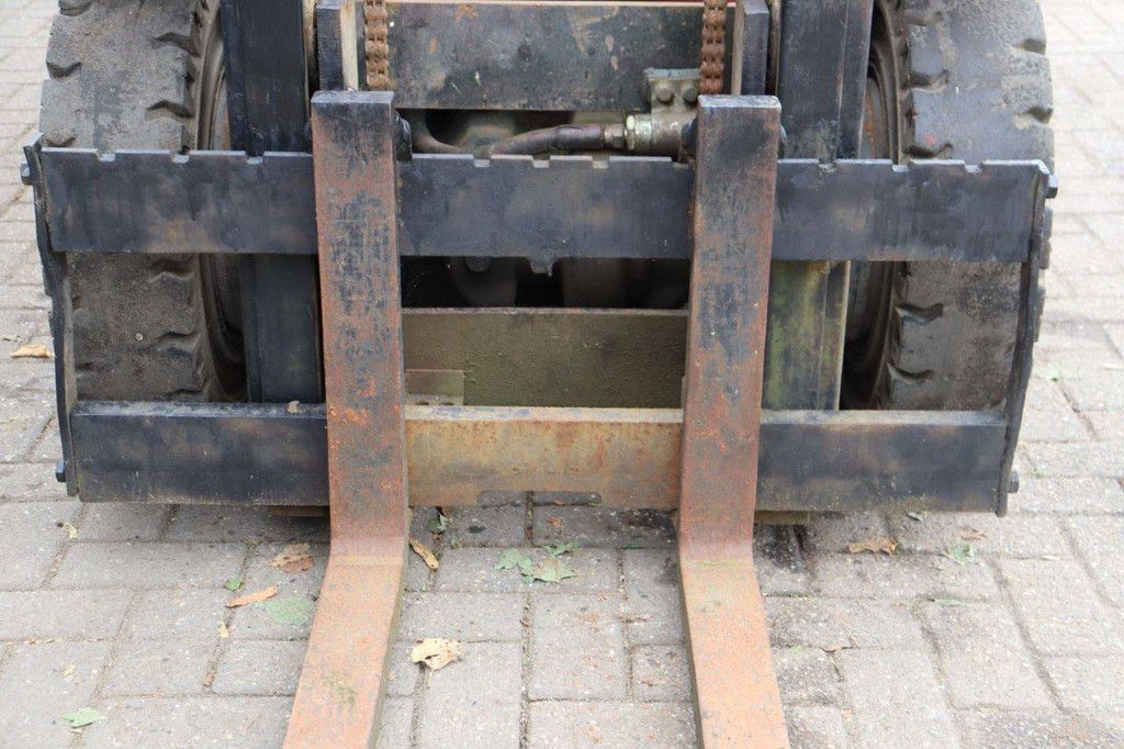 Halla HDF25 Diesel-Gabelstapler, 1900 kg, 4,5 m