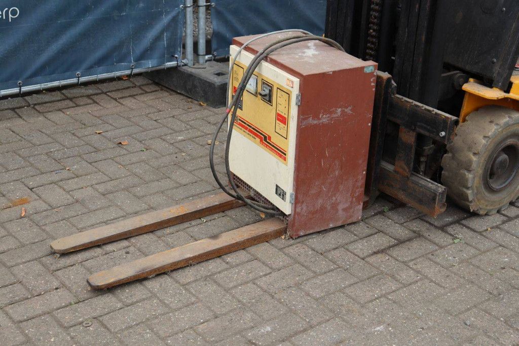 Boss SJ13-70MK V/A-1 Electric Forklift 1250kg 3.3m 1992