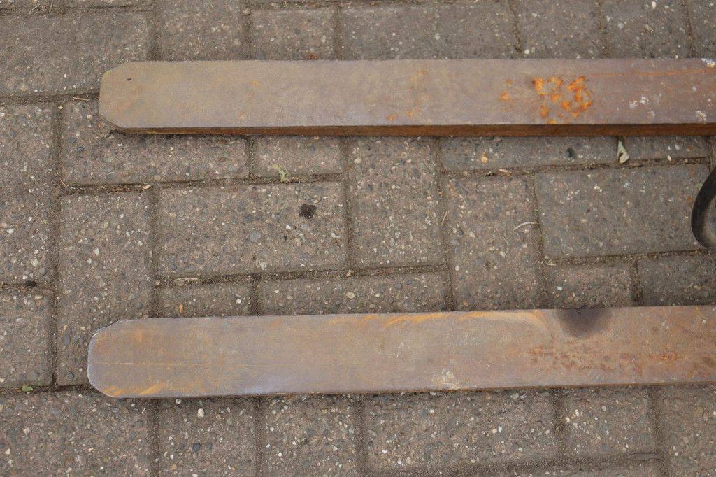 Boss SJ13-70MK V/A-1 Electric Forklift 1250kg 3.3m 1992