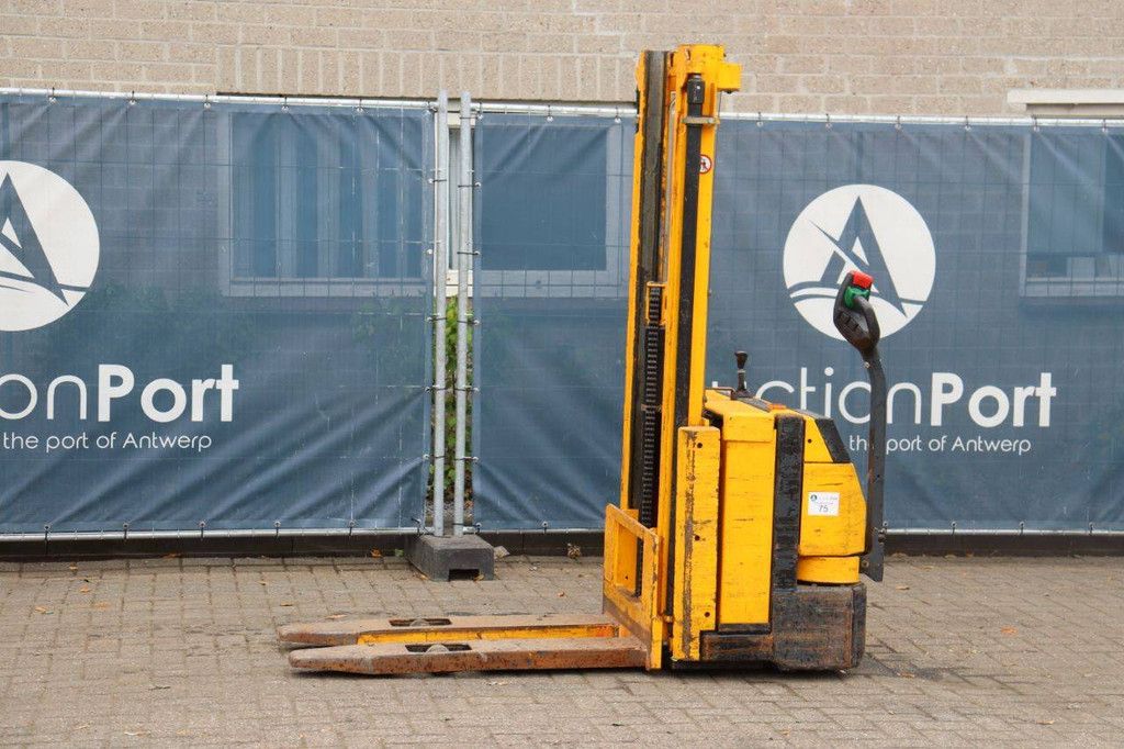 Stapler Jungheinrich E C12 Elektro 1200kg 3,2m